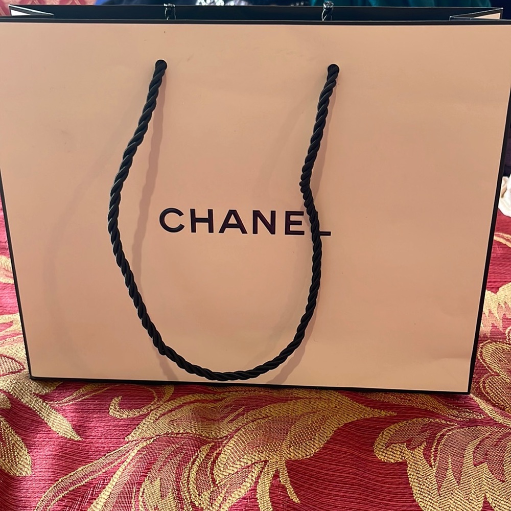 CHANEL bag